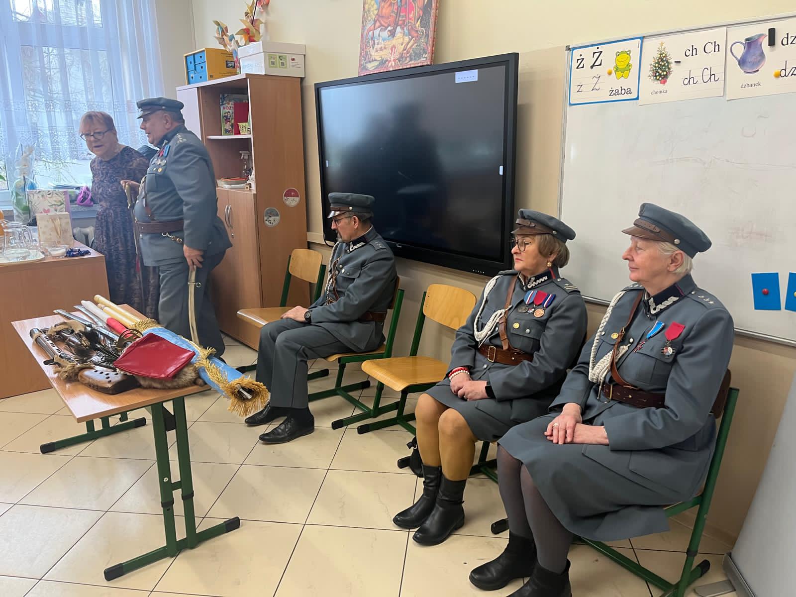 LEKCJA Z PIŁSUDCZYKAMI